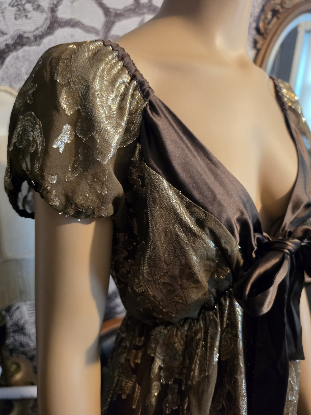 NWT Hale Bob Metallic Gold Olive Floral Babydoll Bow Top M - Picture 2 of 7